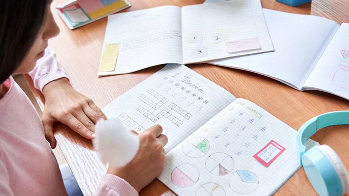 Some math books were mysteriously rejected in Florida despite getting high scores