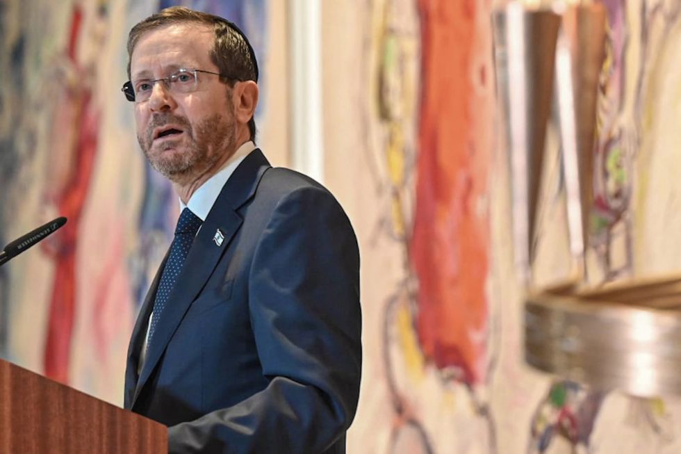 Israel commemorates 6 million Jews murdered during the Holocaust