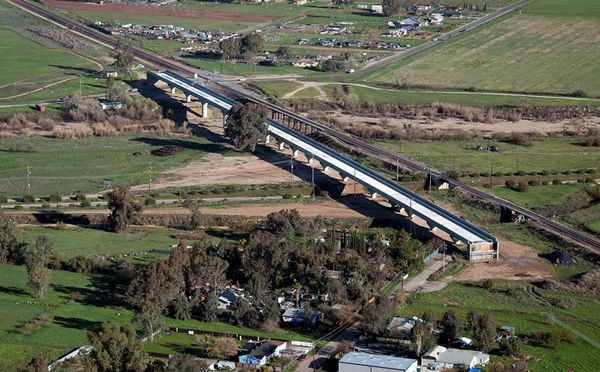 California bullet-train route OK’d from San Joaquin Valley to Bay Area