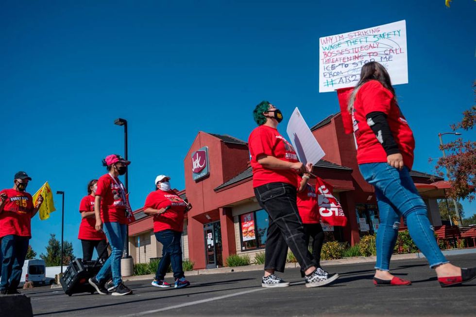 85% of California fast-food workers have experienced wage theft, study finds