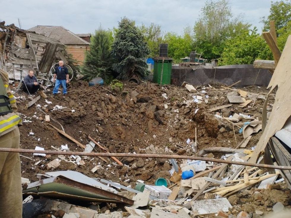 'Hell' in Ukraine's Donbas as Russia piles on pressure, warns Zelenskiy