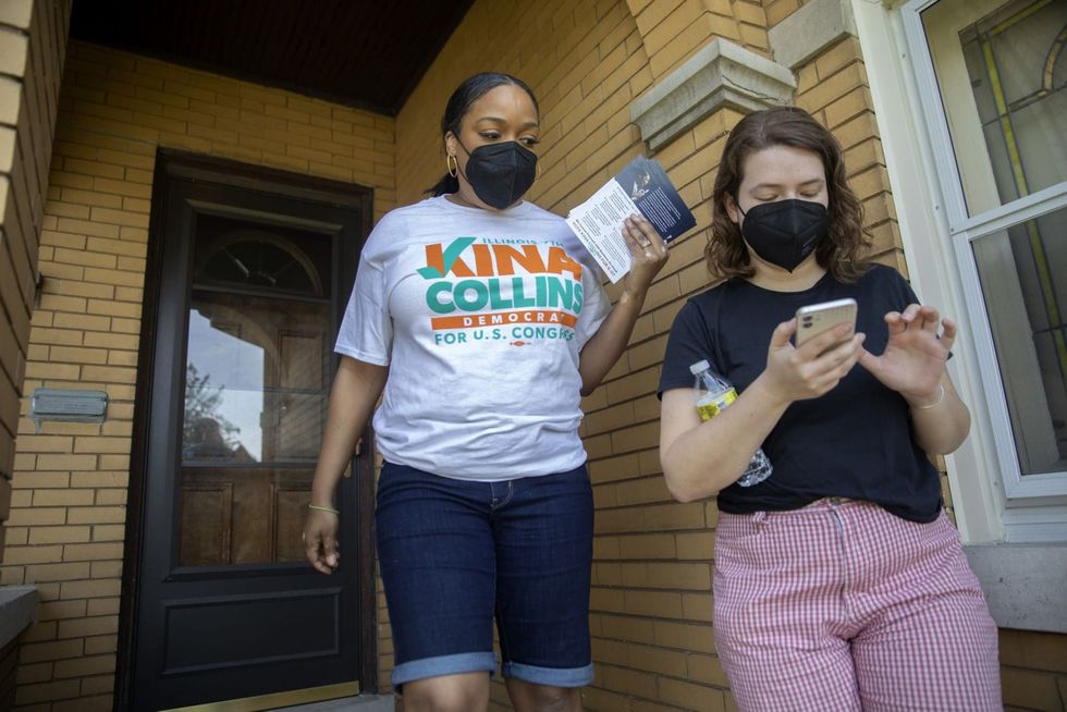 A young Chicago progressive is challenging an established liberal for Congress in a race that reflects Democratic Party divisions