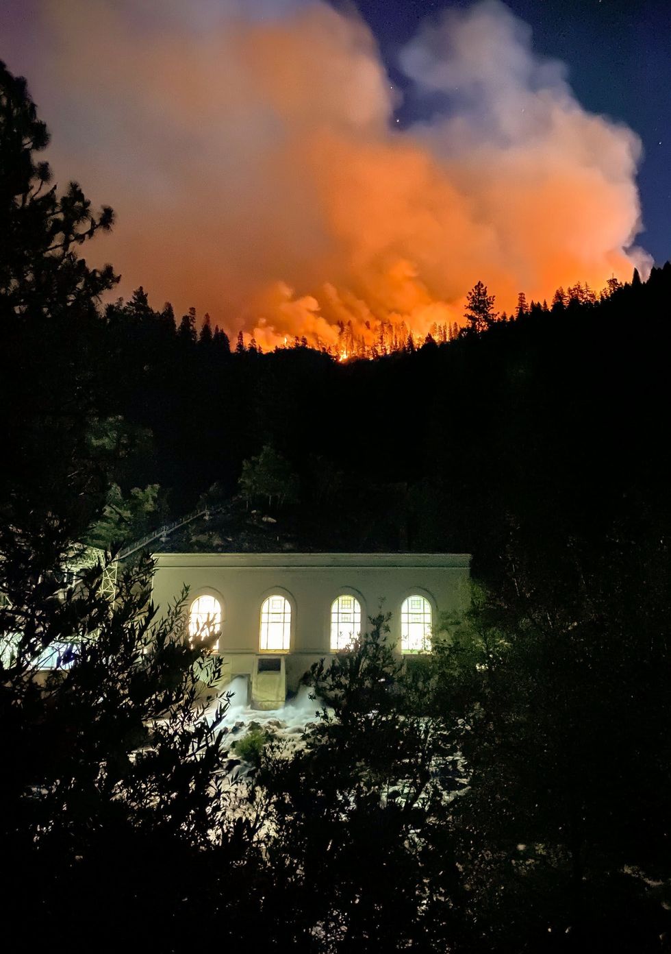 PG&E 'excessively delayed' its response to monster Dixie fire inferno, California report says - Raw Story - Celebrating 18 Years of Independent Journalism - Vimarsana News