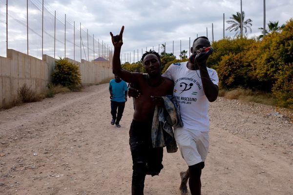 Death toll climbs to 23 after migrants try to storm Melilla en masse