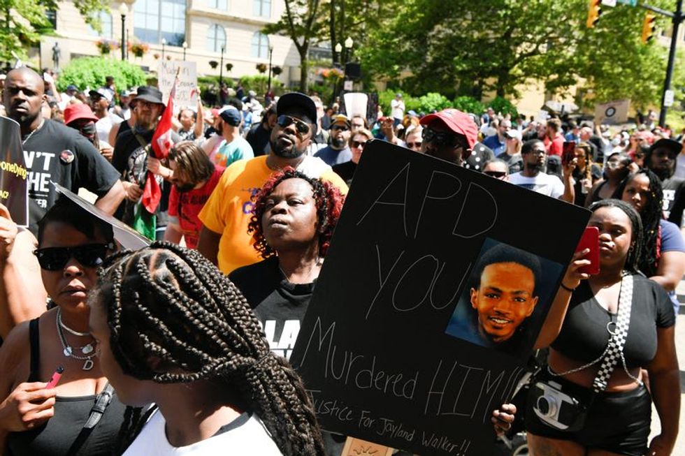 Video shows Ohio officers killed unarmed Black man in hail of bullets
