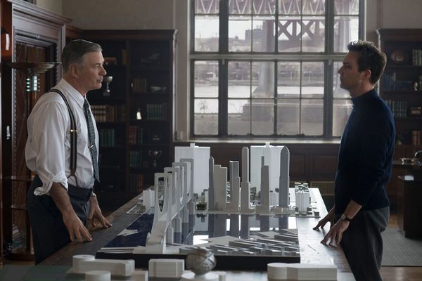 Actor Edward Norton trying to save historic Brooklyn mansion from destruction