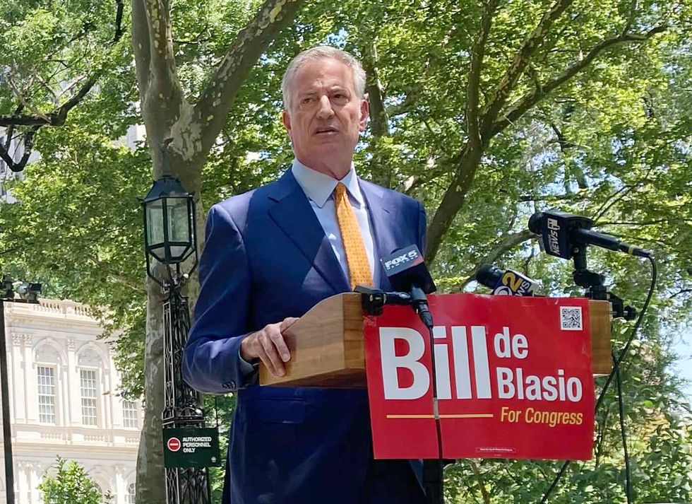 Former NYC Mayor Bill de Blasio ends congressional bid a month before primary vote