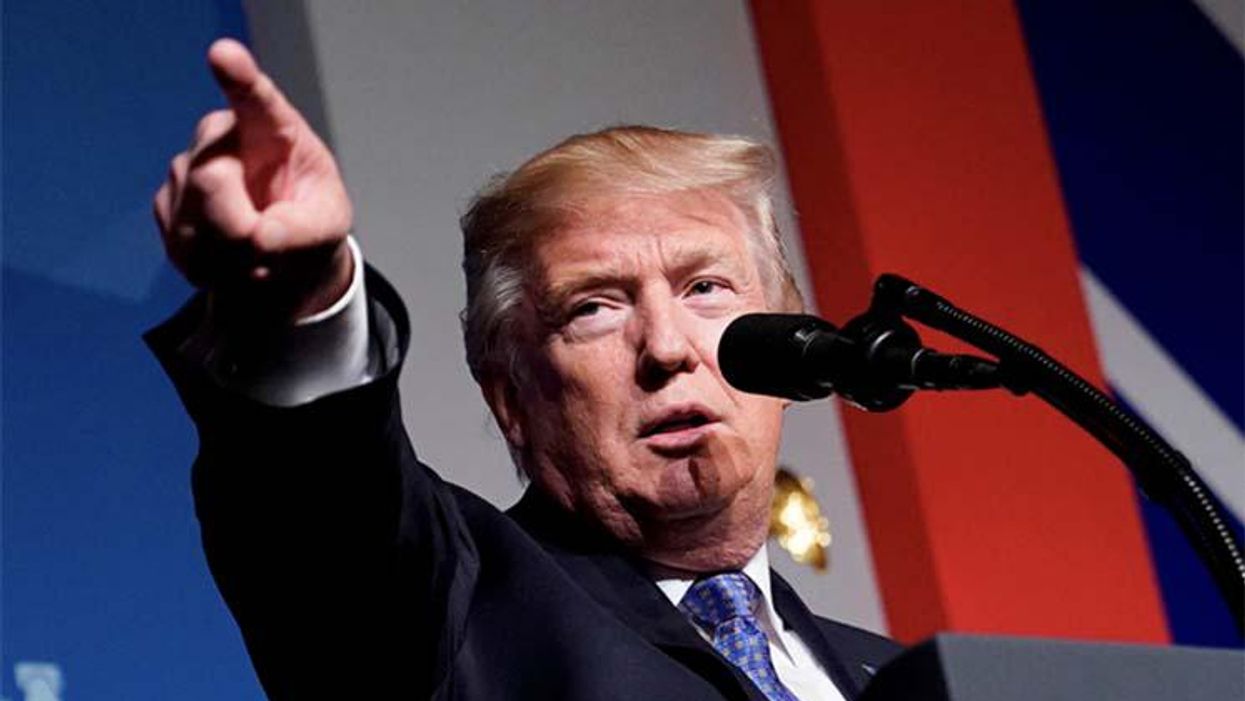 Trump has 2024 plan to fire thousands of federal workers and replace them with 'America First' loyalists: report