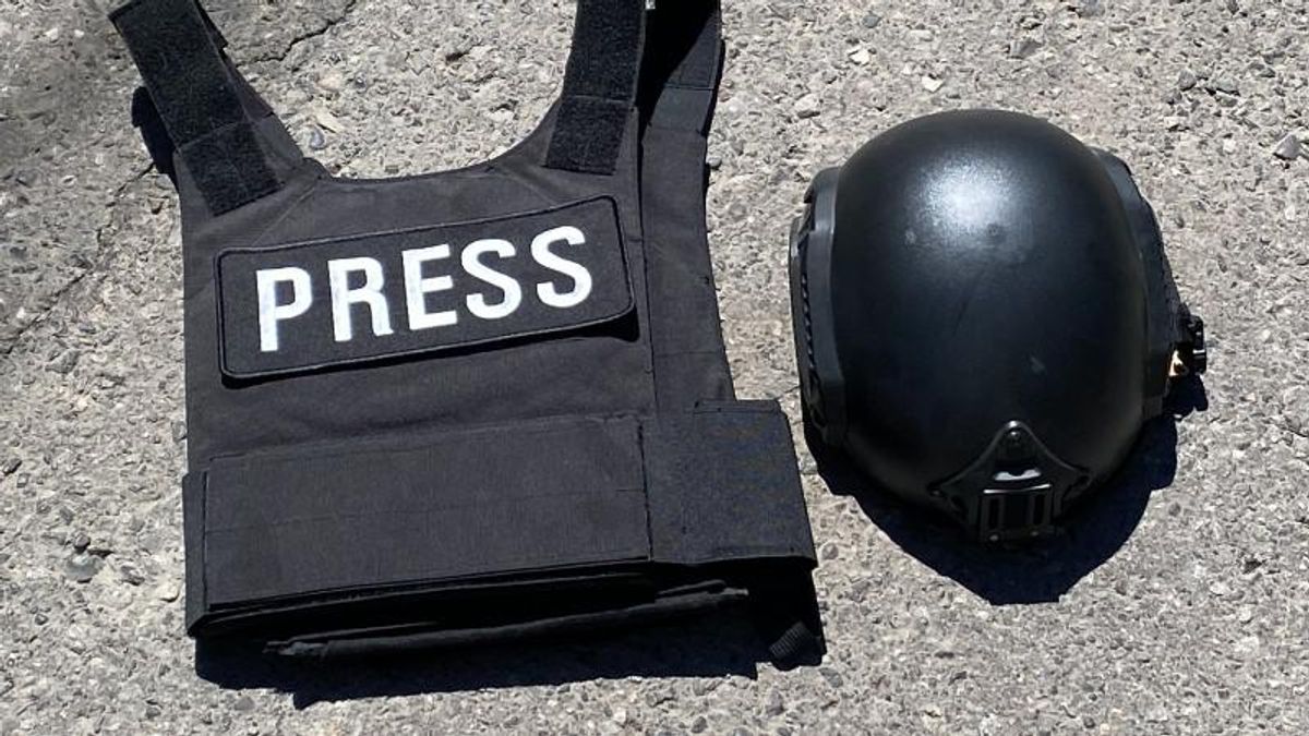 Lawmakers consider body armor bans as response to mass shootings: report