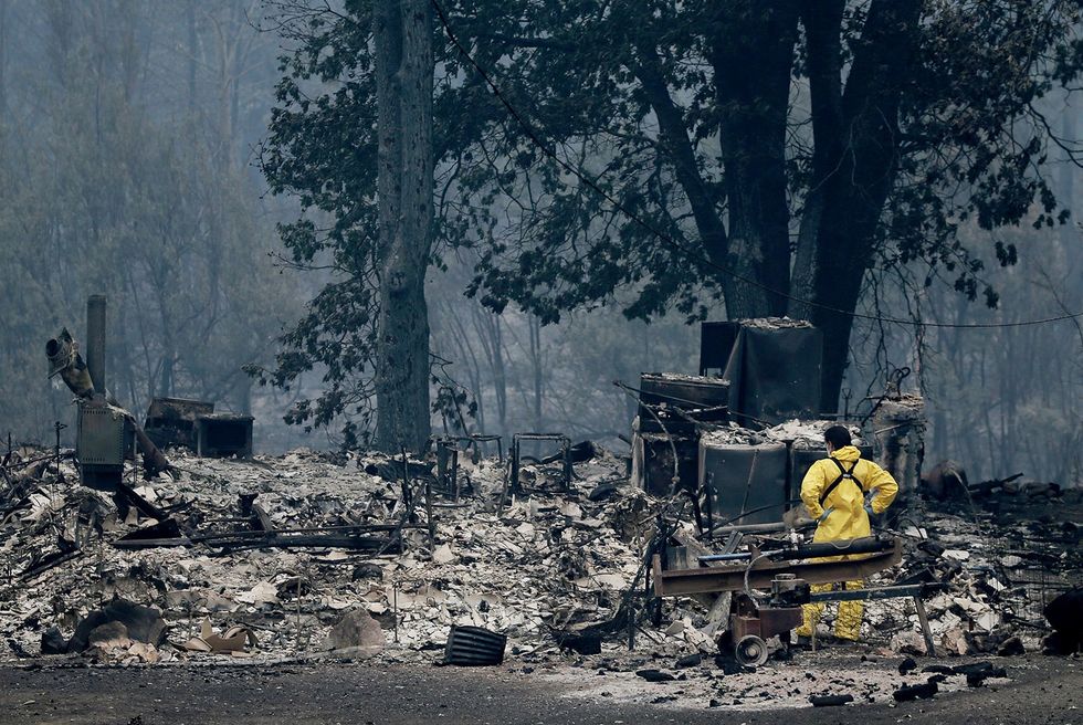 Wildfire evacuation orders relaxed after rain falls on Northern California's McKinney Fire - Raw Story - Celebrating 18 Years of Independent Journalism - Vimarsana News