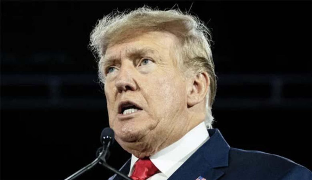 New toilet photos back up bombshell claims about Trump flushing documents