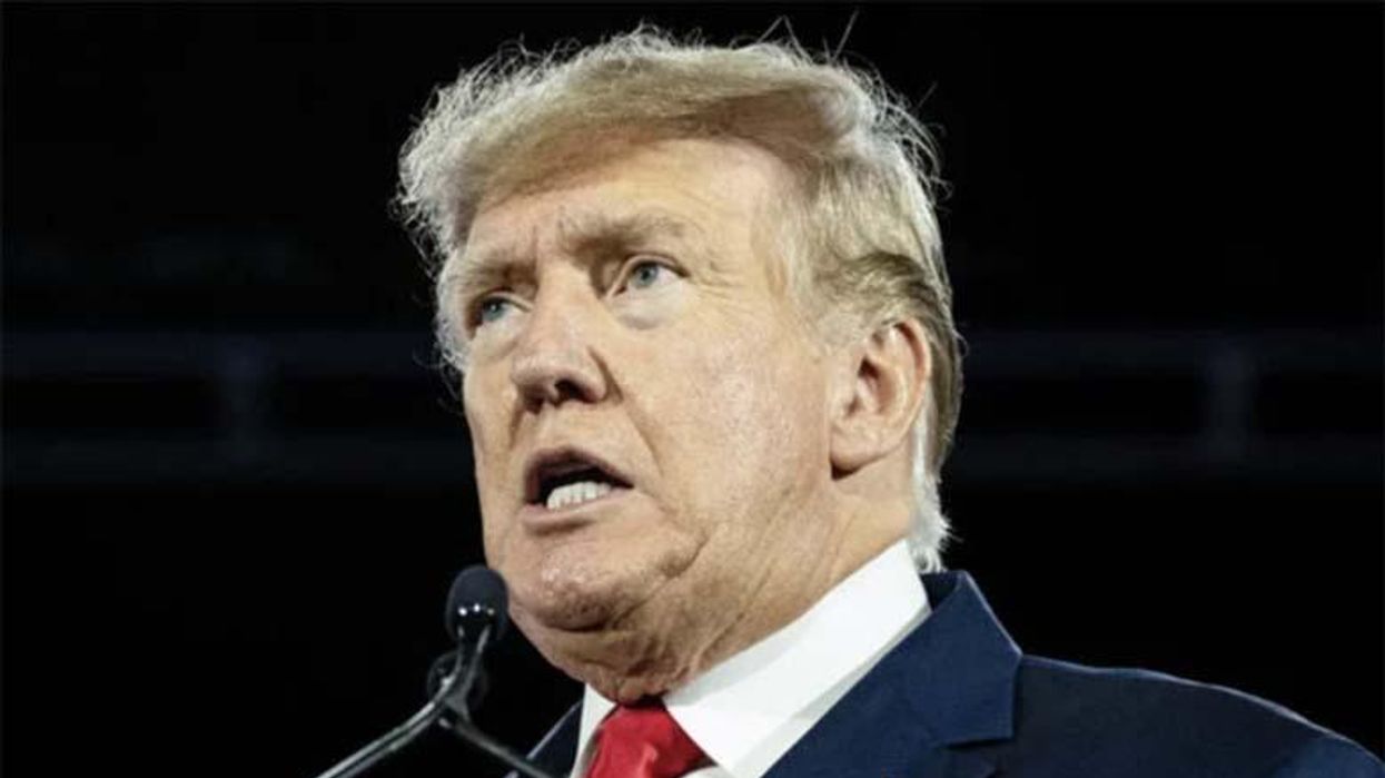 New toilet photos back up bombshell claims about Trump flushing documents