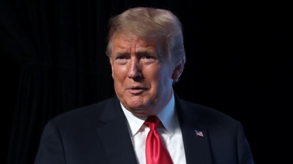 Intel expert: Trump will suffer paranoia as he hunts for Mar-a-Lago mole because he has ‘no one to trust’