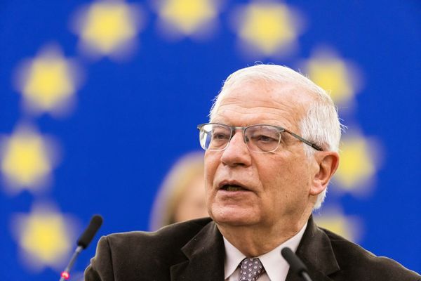 Top EU diplomat announces resolution to Kosovo-Serbia border tensions