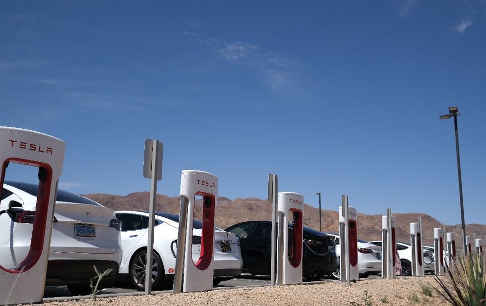 Plenty of roadblocks for automakers seeking electric vehicle success