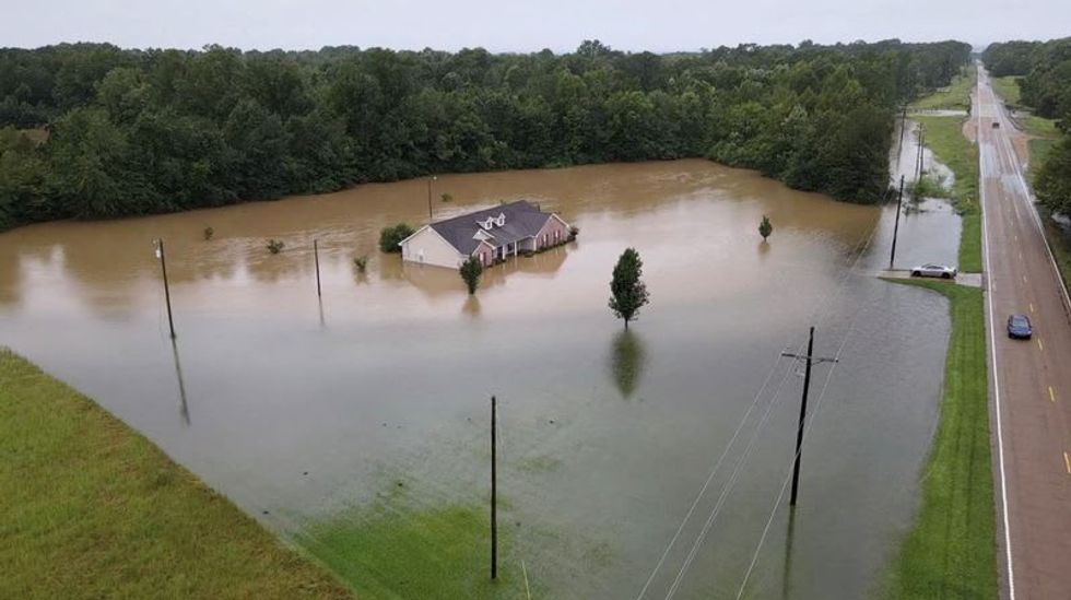 'A total crisis': Life in Mississippi's capital disrupted by water loss - Vimarsana News