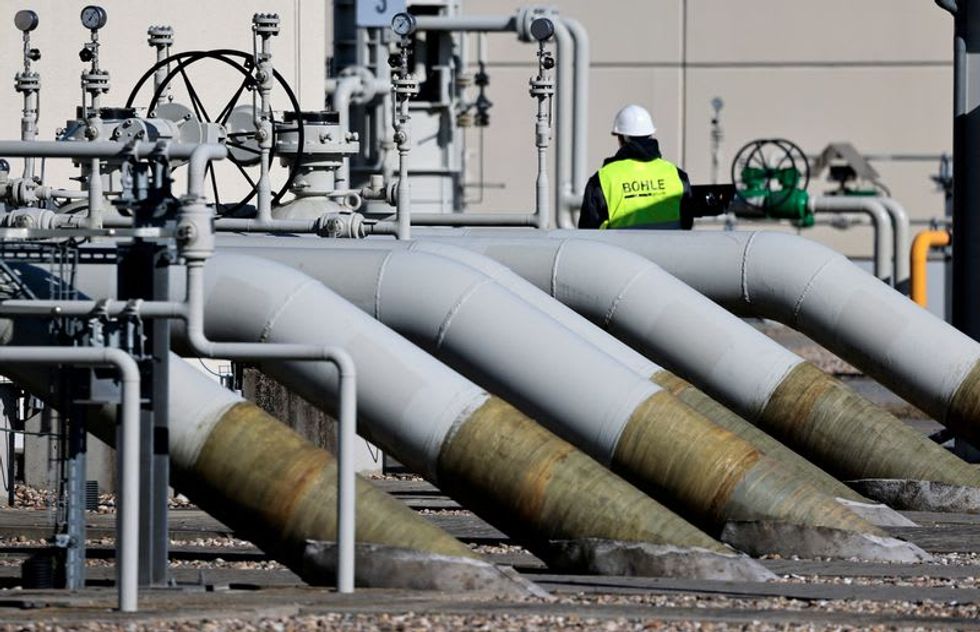 New Russia gas halt tightens energy screws on Europe