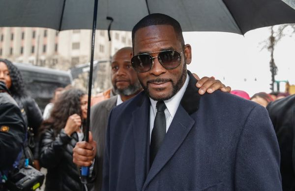R. Kelly convicted of child pornography charges
