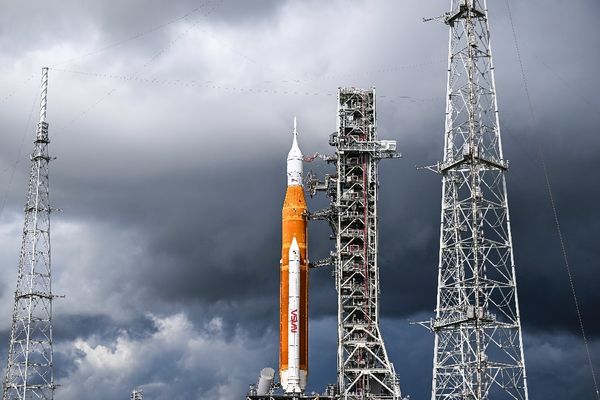 NASA's Tuesday Moon launch threatened by potential of Hurricane Ian