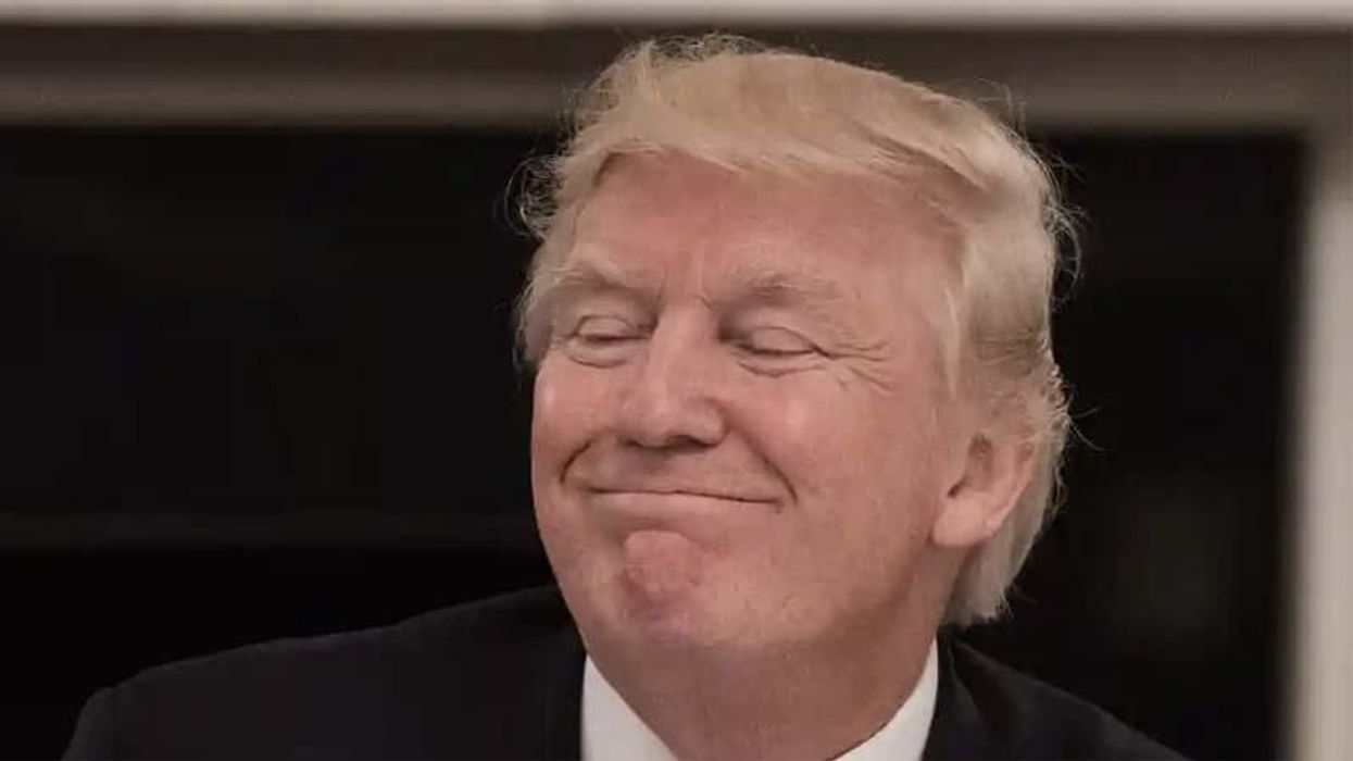 Legal analyst serves notice to Trump attorneys their client is putting them on the verge of 'disciplinary action'