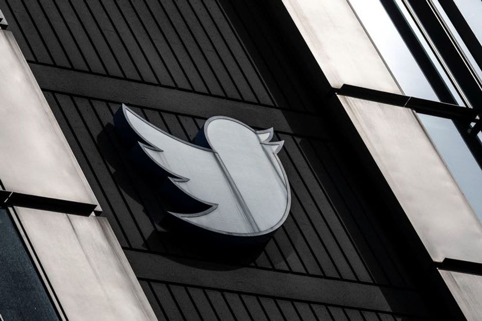 Twitter to start mass layoffs on Friday