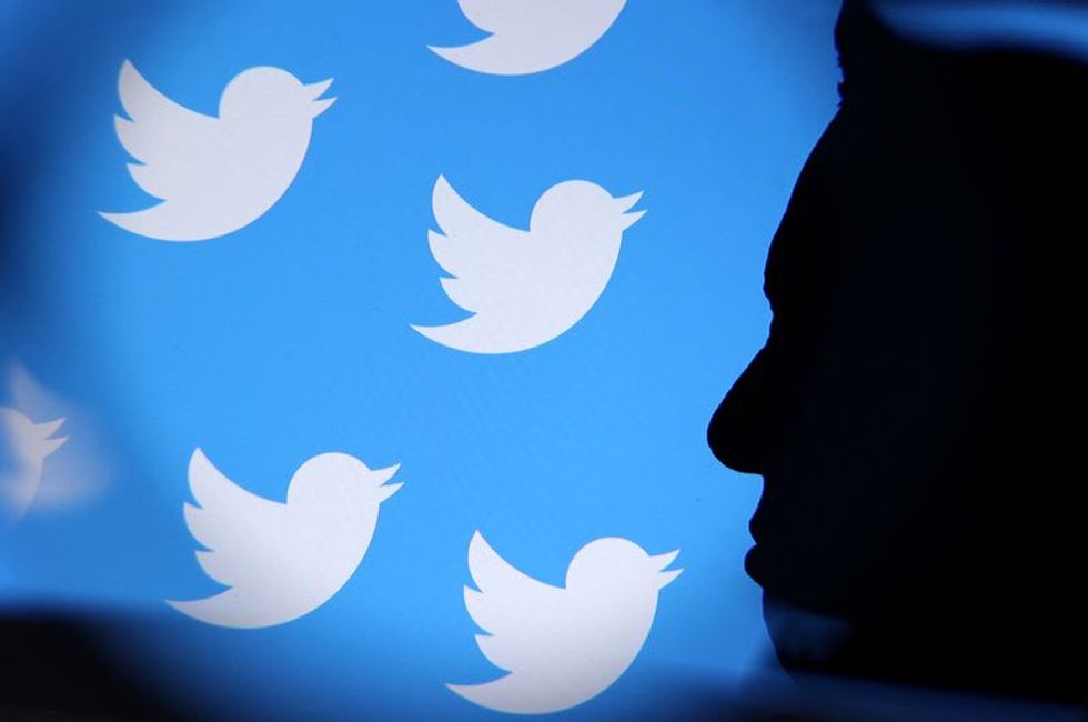 Explainer: Will Twitter layoffs violate U.S. law?