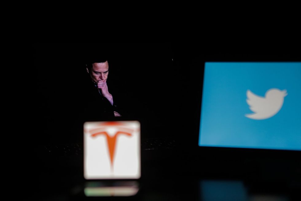 Elon Musk urges Twitter followers to vote Republican in midterms