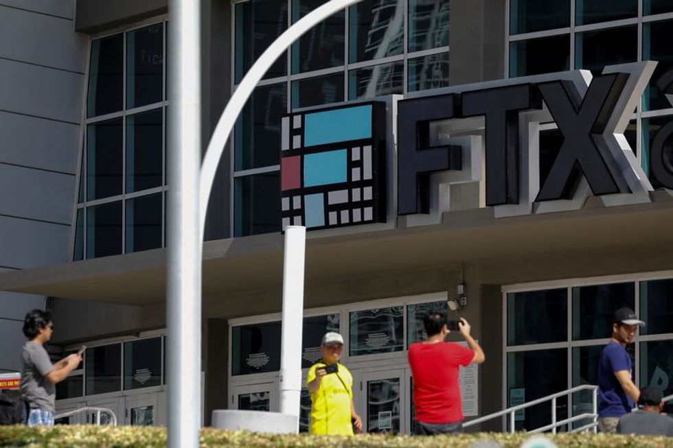 FTX collapse being scrutinized by Bahamas investigators - Vimarsana News