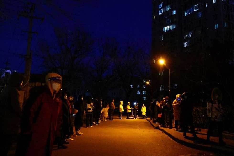 China's Xi unwilling to accept vaccines despite threat from protests-U.S. intel