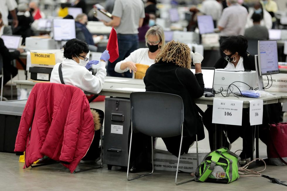 Michigan senator plans bill against pressuring election workers to break law - Vimarsana News
