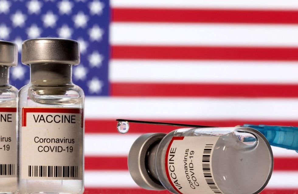 Appeals court says U.S. cannot mandate federal contractor COVID vaccines
