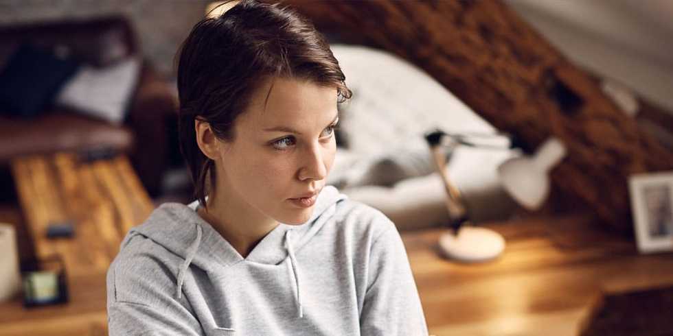 Believing that the future is beyond human control increases self-esteem of introverts, study finds