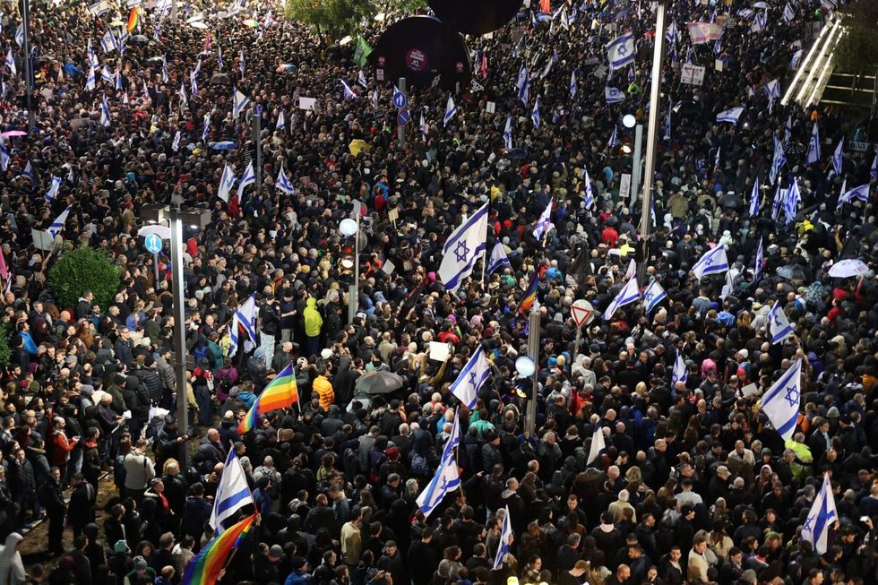 Tens of thousands in Tel Aviv protest planned legal reforms