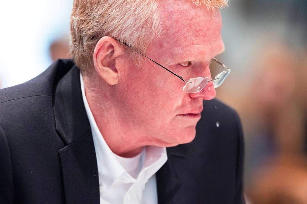 Liquor store accused of serving Alex Murdaugh's son before girl's boating death can be sued: judge