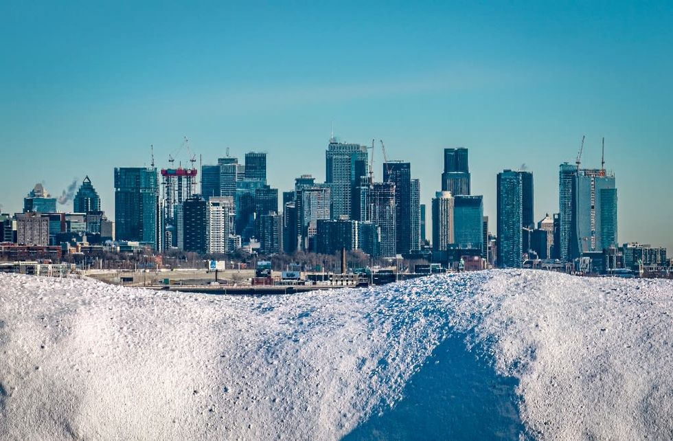 Arctic blast breaks U.S. wind-chill record