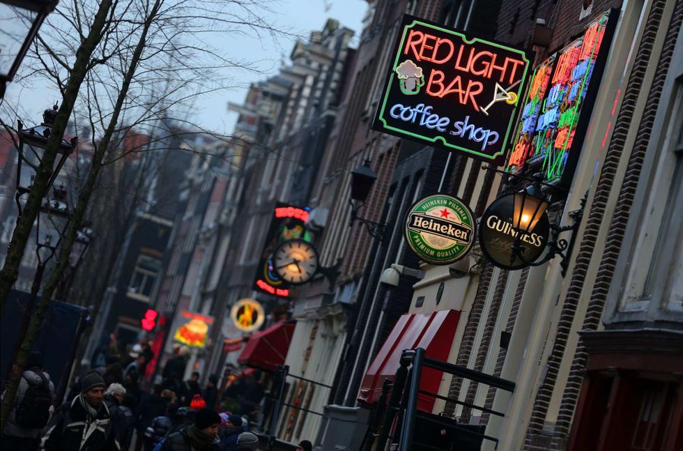 Amsterdam, seeking to curb overtourism, bans joints in public