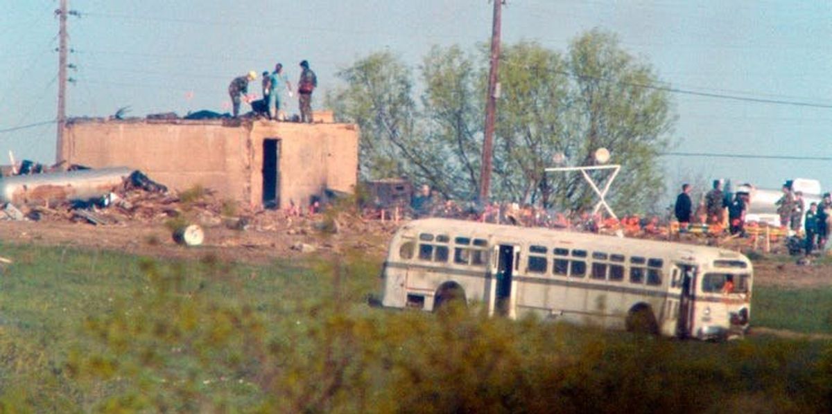 Waco Ruge Ridge Right-wing extremists are still fueled by Waco siege 30 years later ...