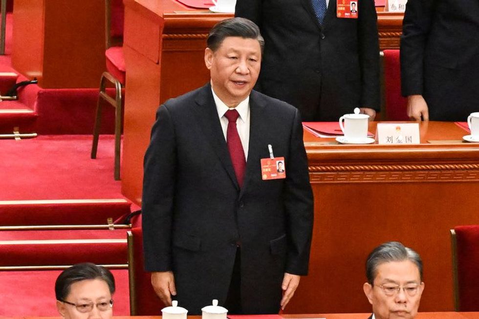 China's new premier seeks to reassure private sector