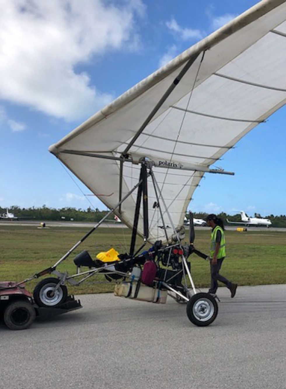 Cuban migrants use hang glider to escape to Florida Keys airport, deputies say