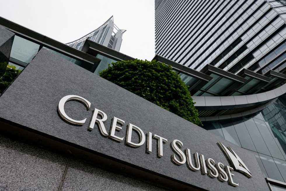 Credit Suisse faces anger at final shareholder meeting