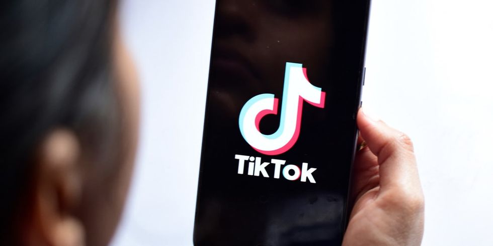 Flow experiences on TikTok and Instagram linked to mental health issues