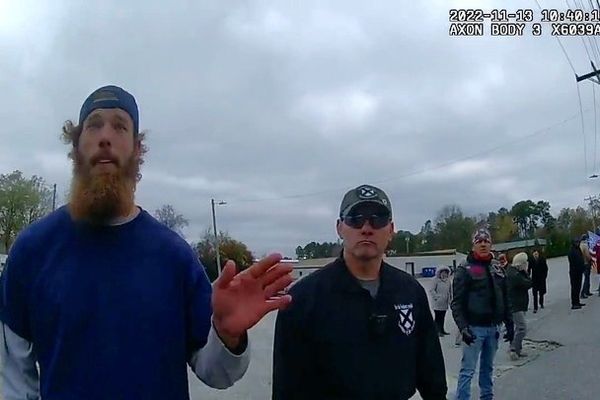 Watch: Tennessee cops let violent neo-Nazis off with warnings after they menaced a charity drag show