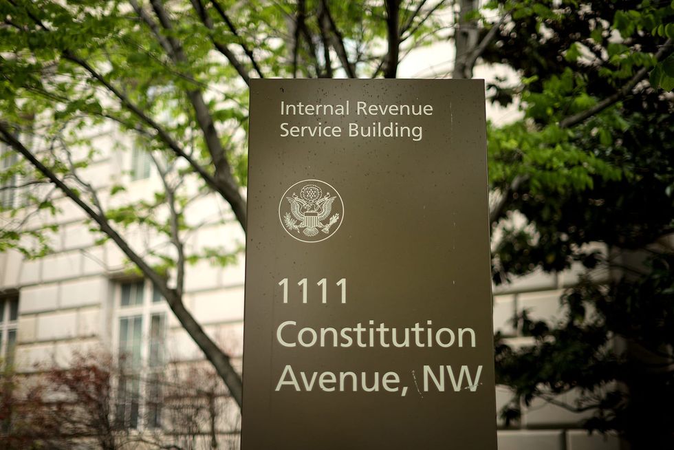 We must invest in the IRS. It's the only way to ensure all Americans pay the taxes they owe - Raw Story - Celebrating 19 Years of Independent Journalism - Vimarsana News
