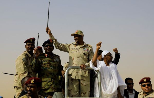 Sudan paramilitaries say they have seized presidential palace