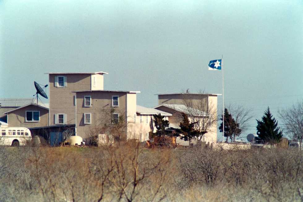 The story of the Waco siege -- from the lawyer who got inside