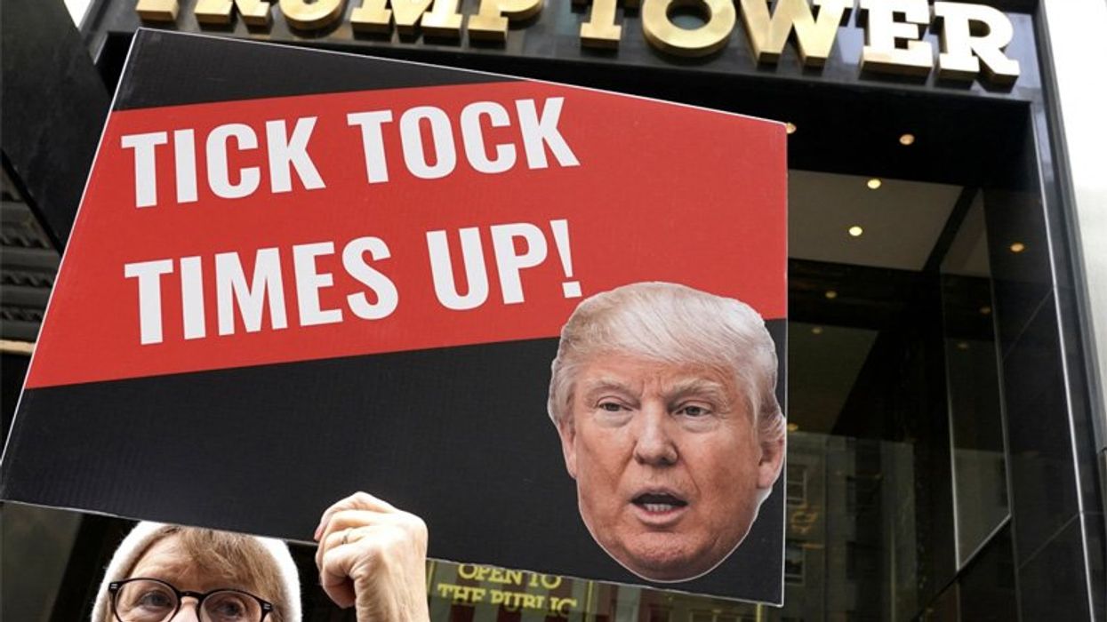 We are 'watching a Republican electoral disaster in the making': conservative