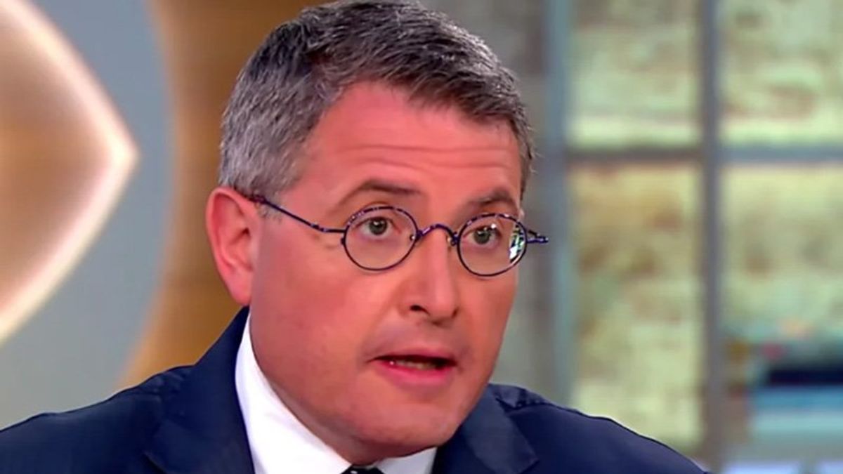 'Largest political donation ever': Trump ally received $1.6 billion through Federalist Society contact