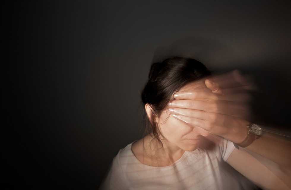 When a migraine comes knocking: What's the aura all about?