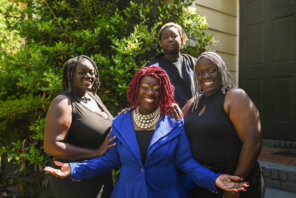 Single mom was ‘barely making it.’ Now she’s graduating from college