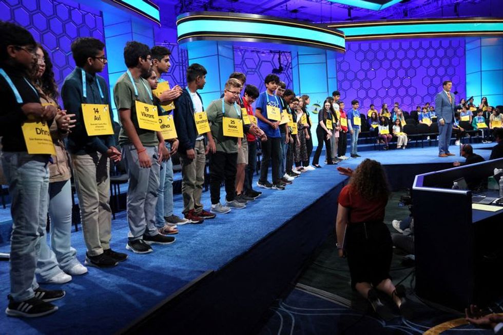 Dev Shah, 14, crowned US National Spelling Bee champion - Vimarsana News
